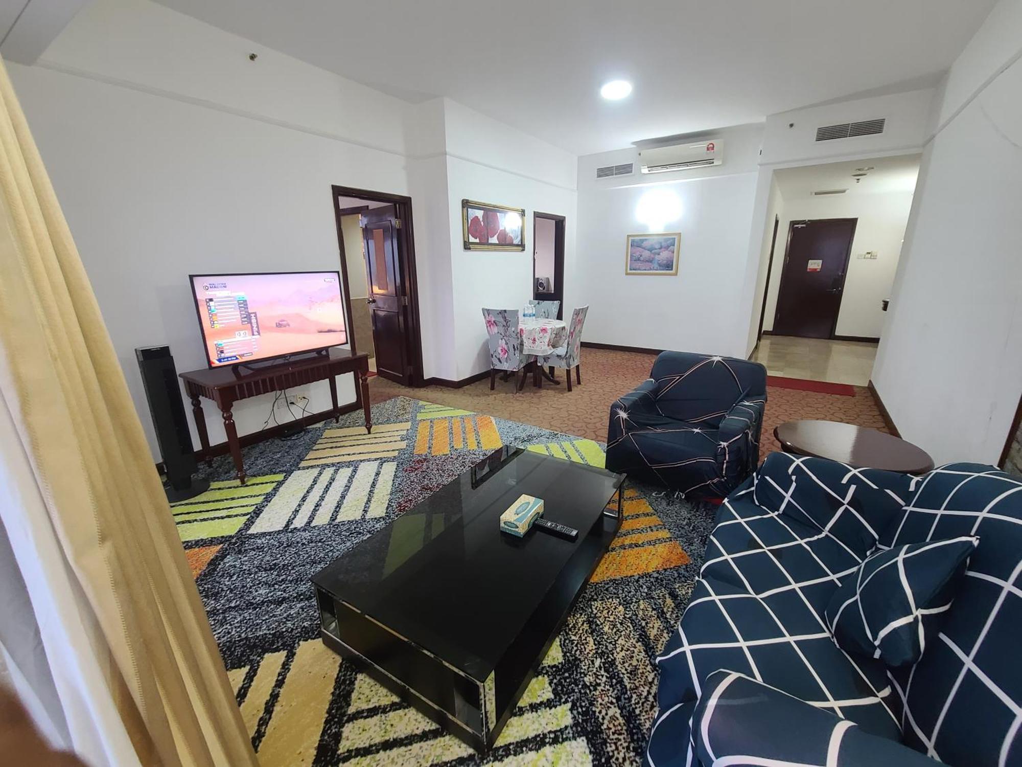 Kl Time Square Hotal Sarvice Suite 쿠알라룸푸르 외부 사진