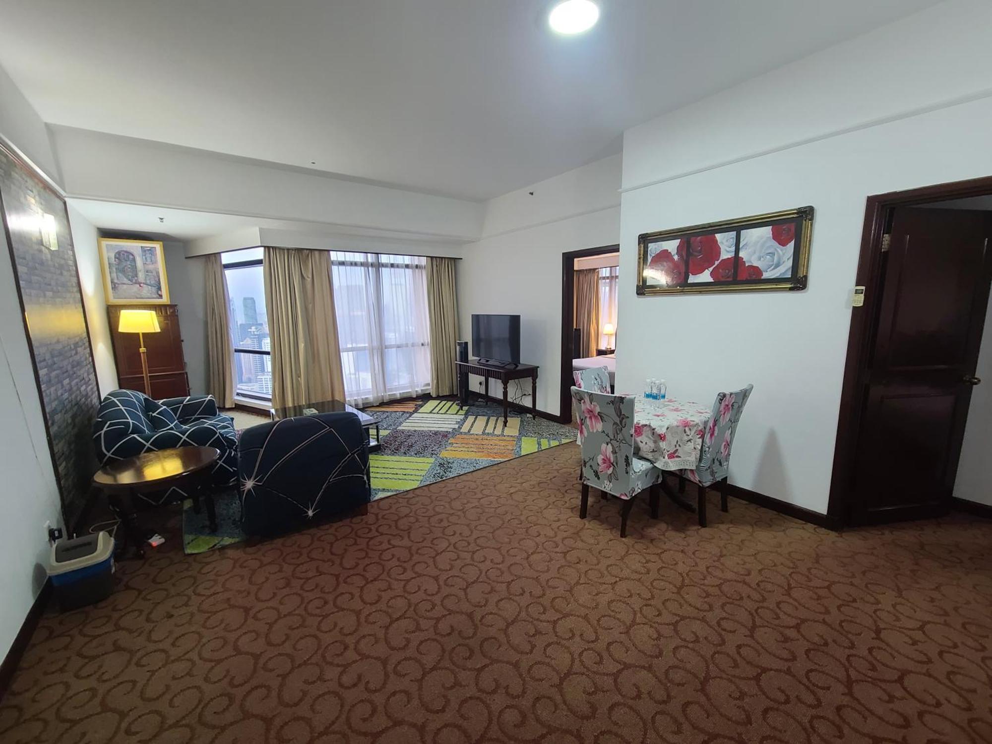 Kl Time Square Hotal Sarvice Suite 쿠알라룸푸르 외부 사진