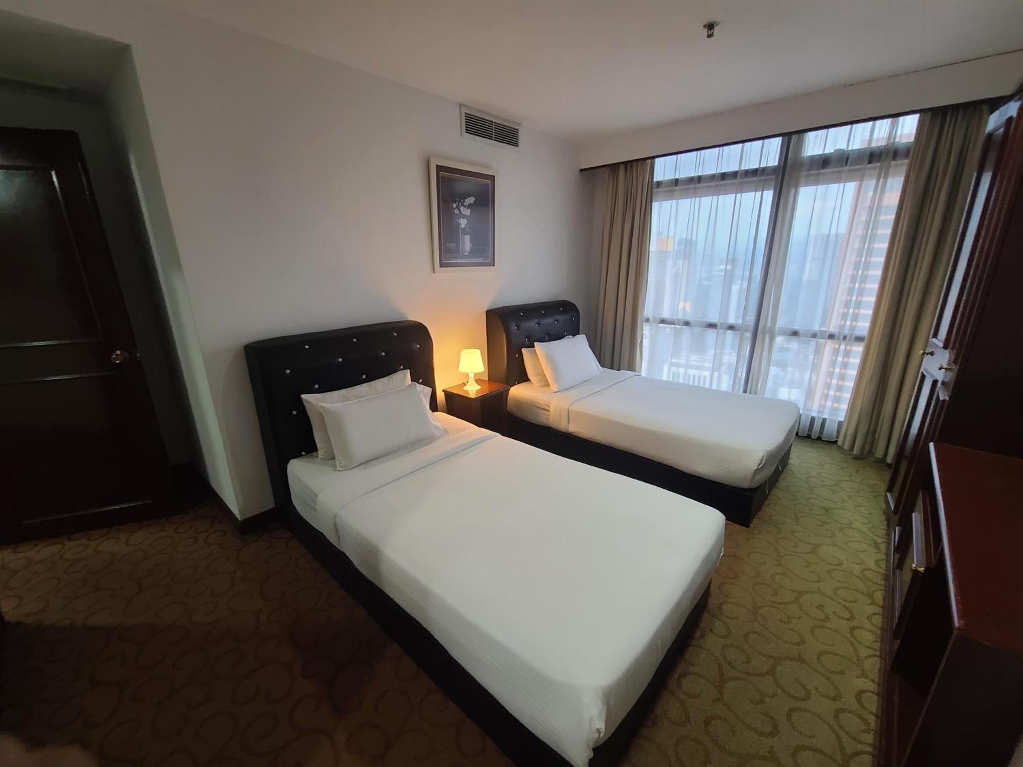 Kl Time Square Hotal Sarvice Suite 쿠알라룸푸르 외부 사진
