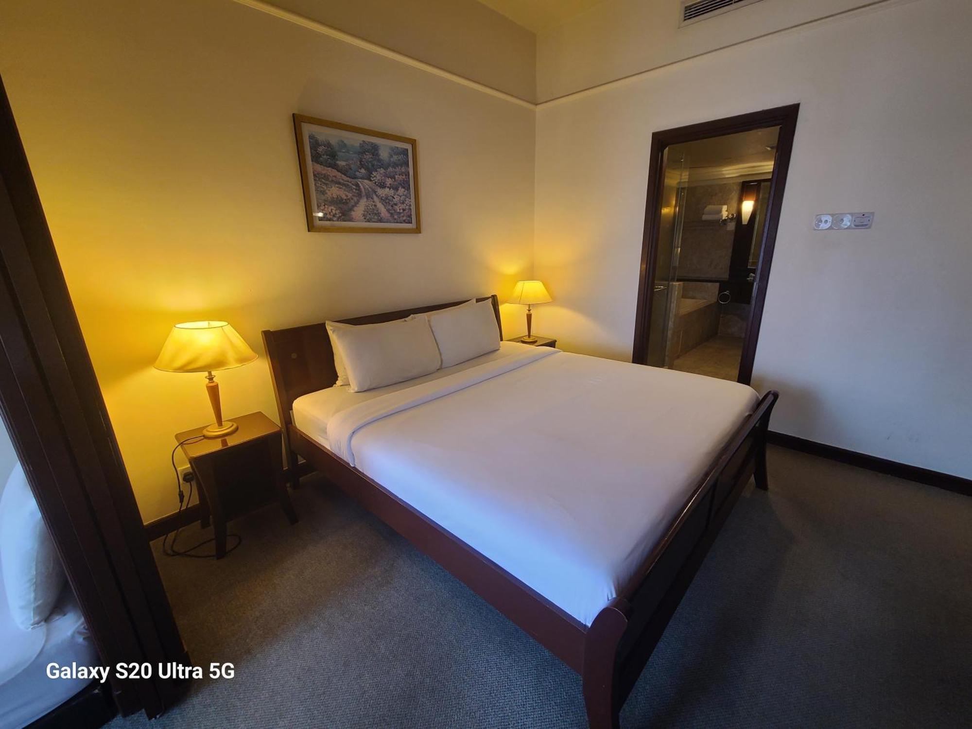 Kl Time Square Hotal Sarvice Suite 쿠알라룸푸르 외부 사진
