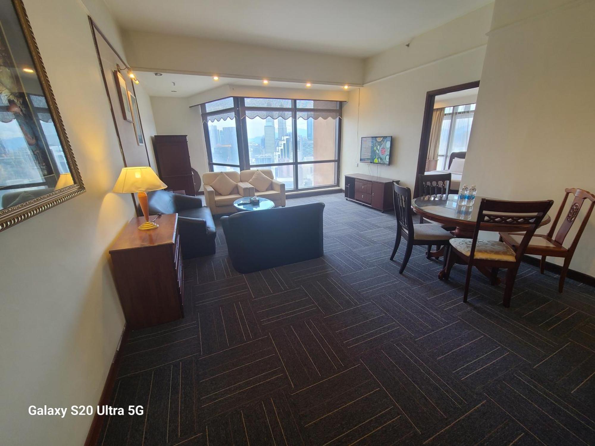 Kl Time Square Hotal Sarvice Suite 쿠알라룸푸르 외부 사진